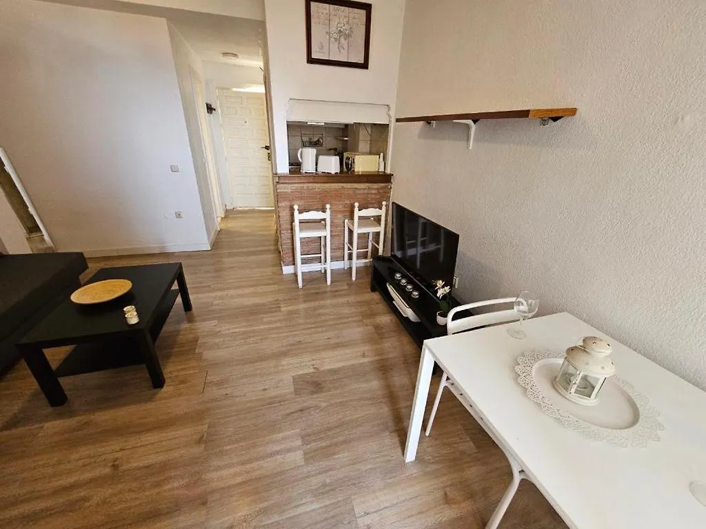 Fantastico Estudio En Benalbeach Con Vistas Al Mar Aparthotel Benalmadena Spain