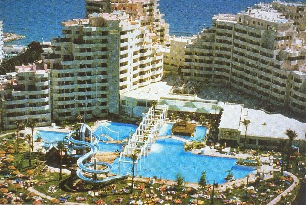 贝纳尔马德纳Fantastico Estudio En Benalbeach Con Vistas Al Mar公寓式酒店