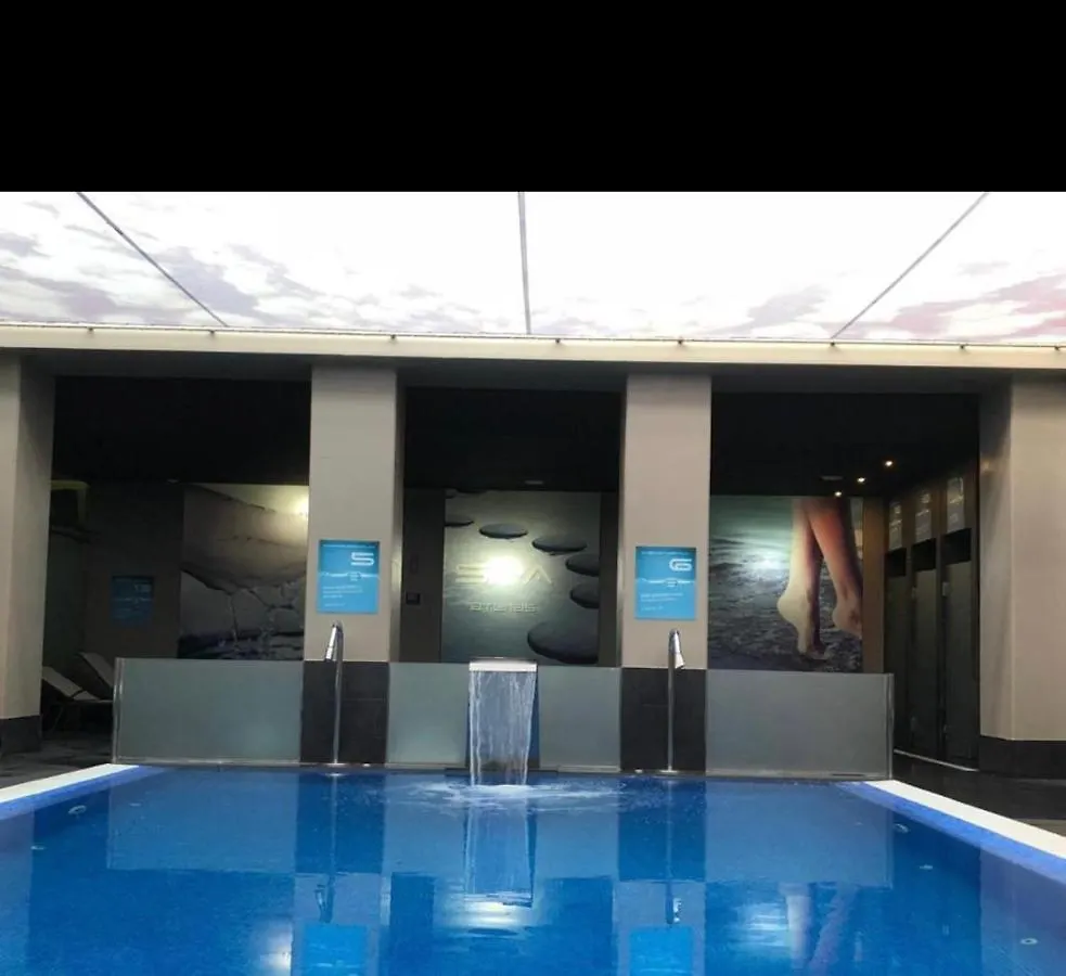 贝纳尔马德纳Fantastico Estudio En Benalbeach Con Vistas Al Mar公寓式酒店 0*, 贝纳尔马德纳 西班牙